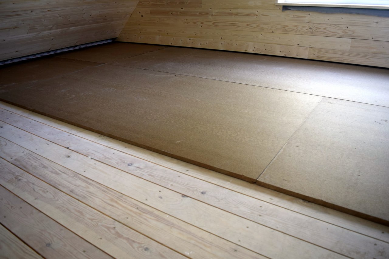 Isolation plancher — panneaux fibre de bois